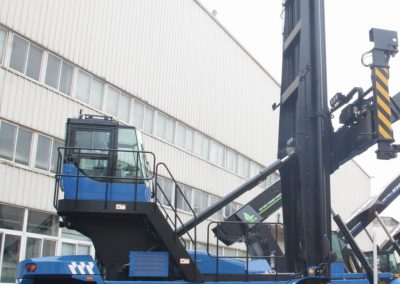 ECH907E Empty Container Handler